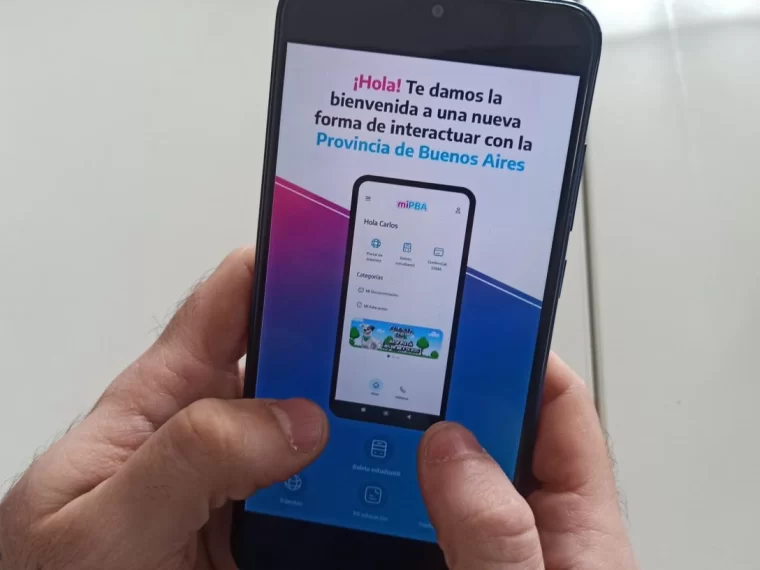El gobierno bonaerense lanzó la Libreta Digital en las secundarias 