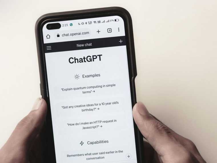 La IA enfrenta a docentes y estudiantes: cómo manejan su irrupción en el aula