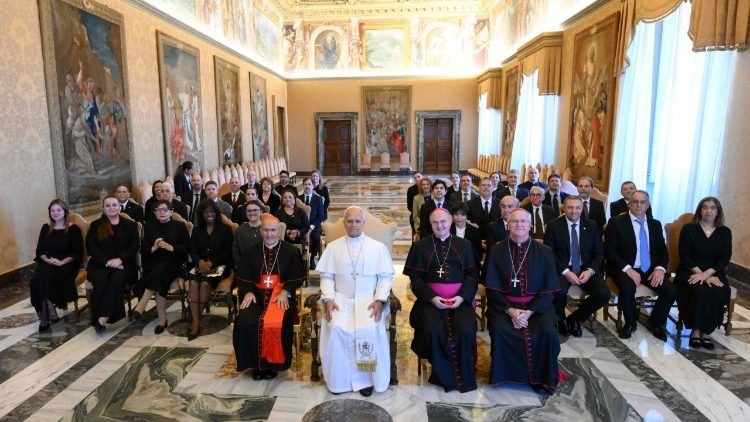 La Iglesia pide repensar la educación y atender la salud mental de los jóvenes 
