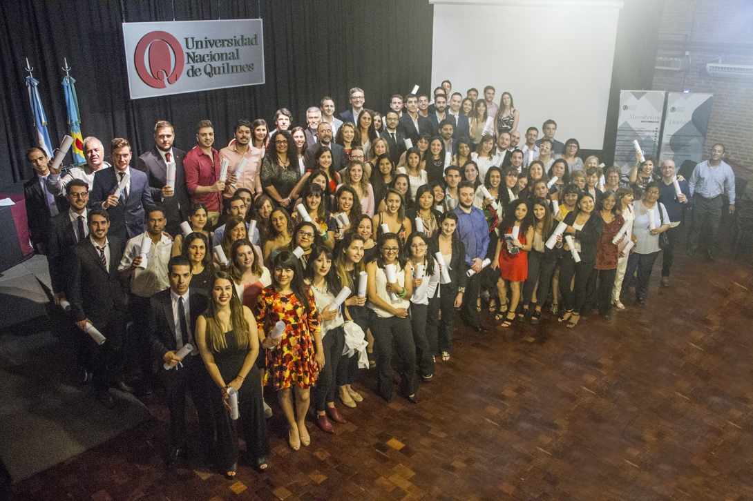 Siete de cada diez egresados de la UNQ son los primeros universitarios de su familia