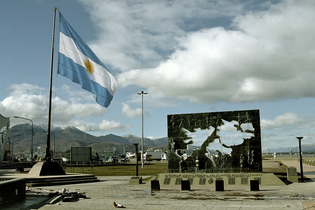 Proponen poner carteles de Malvinas en todas las escuelas del país
