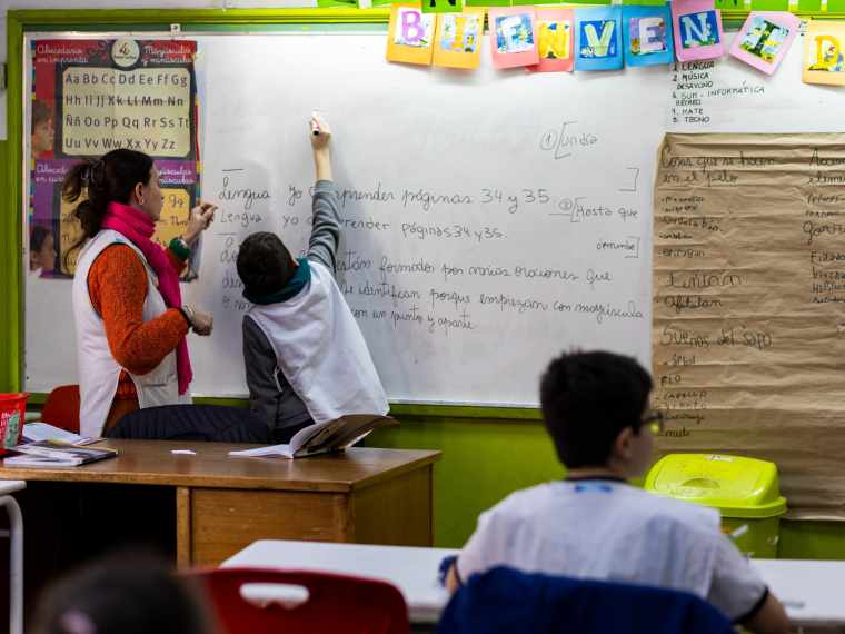 Modificación del Estatuto Docente en CABA: la dispersión solo le conviene a la patronal