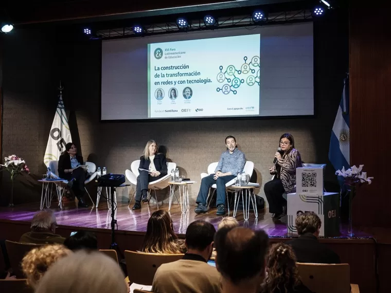 Construir liderazgo en la escuela, debate del XVII Foro Latinoamericano de Educación