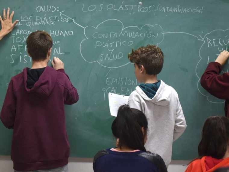 Secundaria obligatoria: cómo está Argentina en la región y qué propone Milei