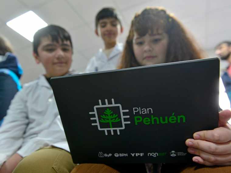 Con el Plan Pehuén, Neuquén busca igualar el punto de partida de la educación digital
