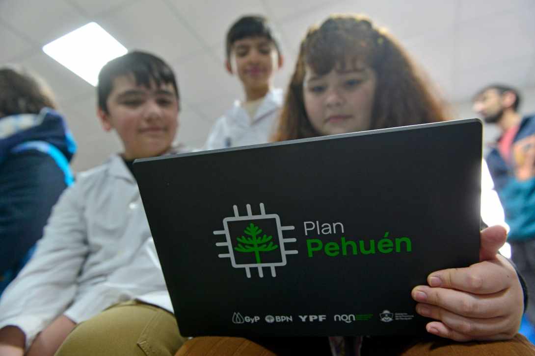 Con el Plan Pehuén, Neuquén busca igualar el punto de partida de la educación digital