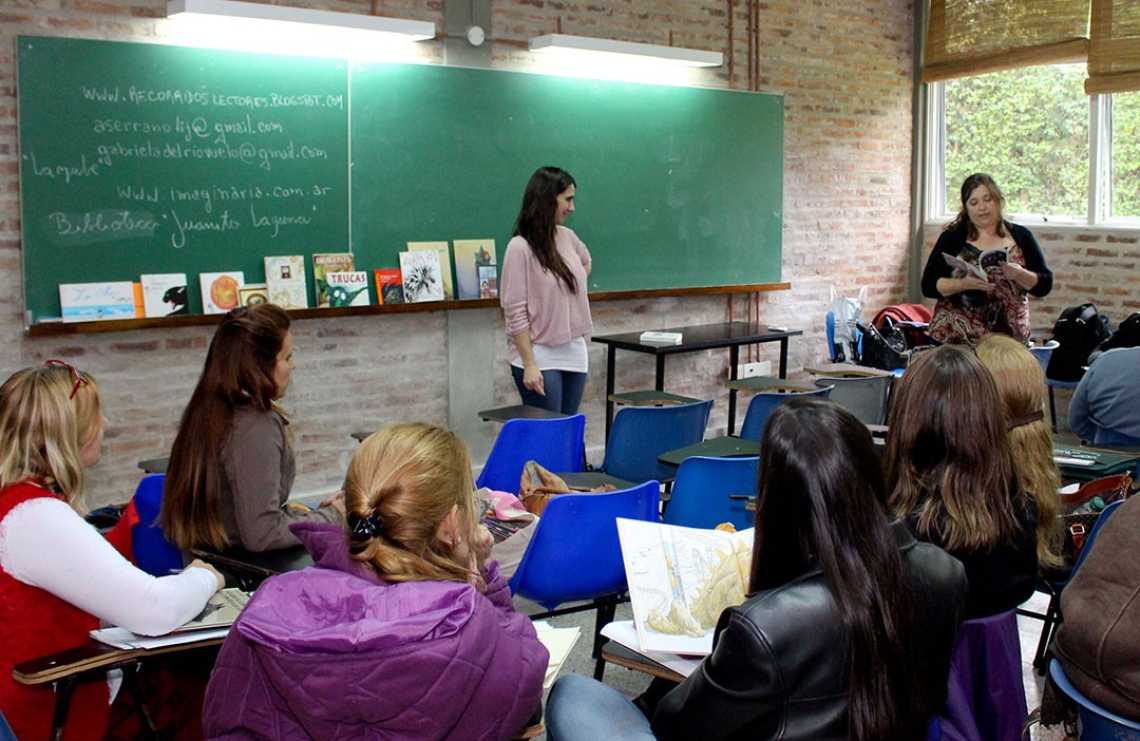 María Eugenia Leiva: &ldquo;Las bibliotecas hoy garantizan el derecho a la lectura&rdquo;