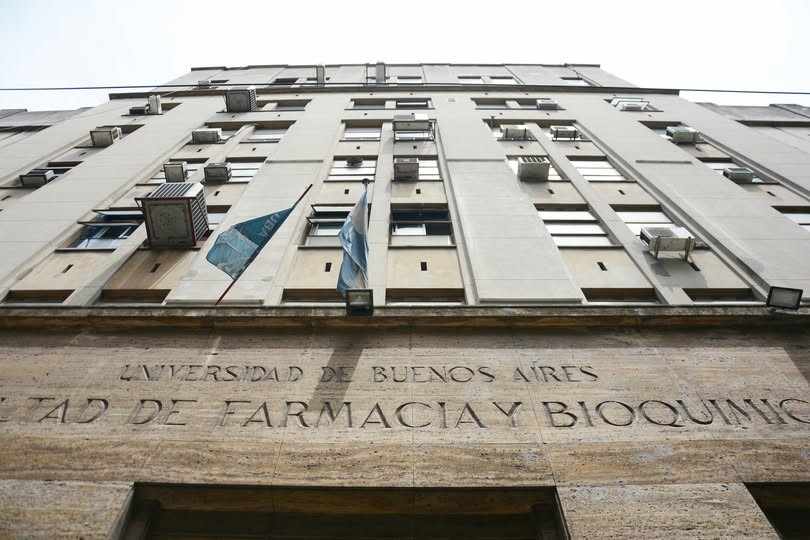 Estudiantes y graduados de Farmacia y Bioquímica entrarán en contacto con mundo profesional